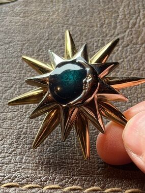 Vintage Liz Clairborne Vtg Enamel Sun Moon Silver Gold Tone Celestial Brooch Pin